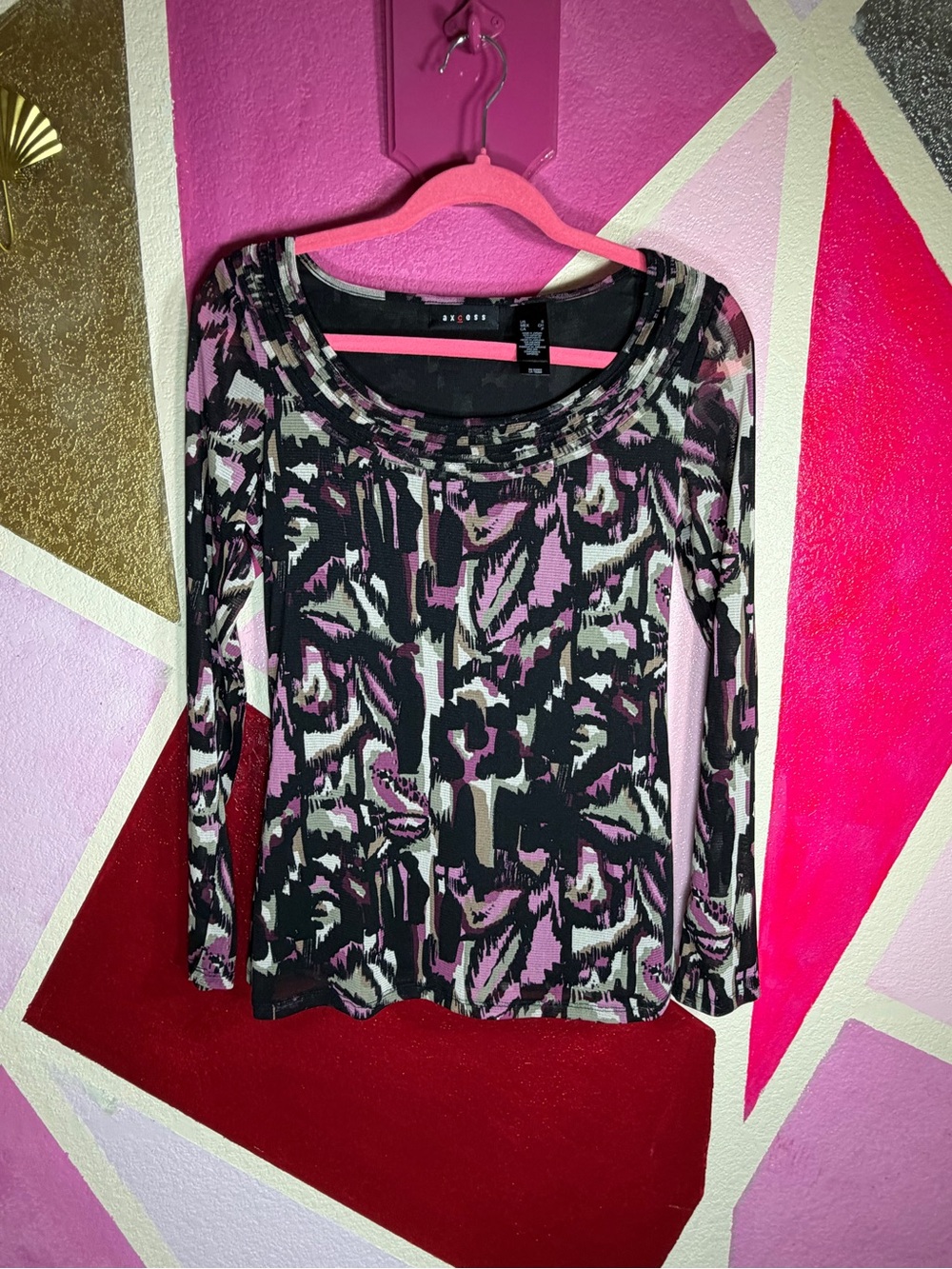Axcess Abstract Print Top Size S Purple Black Long Sleeve Boat Neck